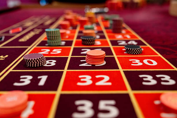 jituseratus 4d platform interface showing live-dealer tables and sportsbook markets on mobile